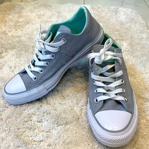Gray Converse, size 7